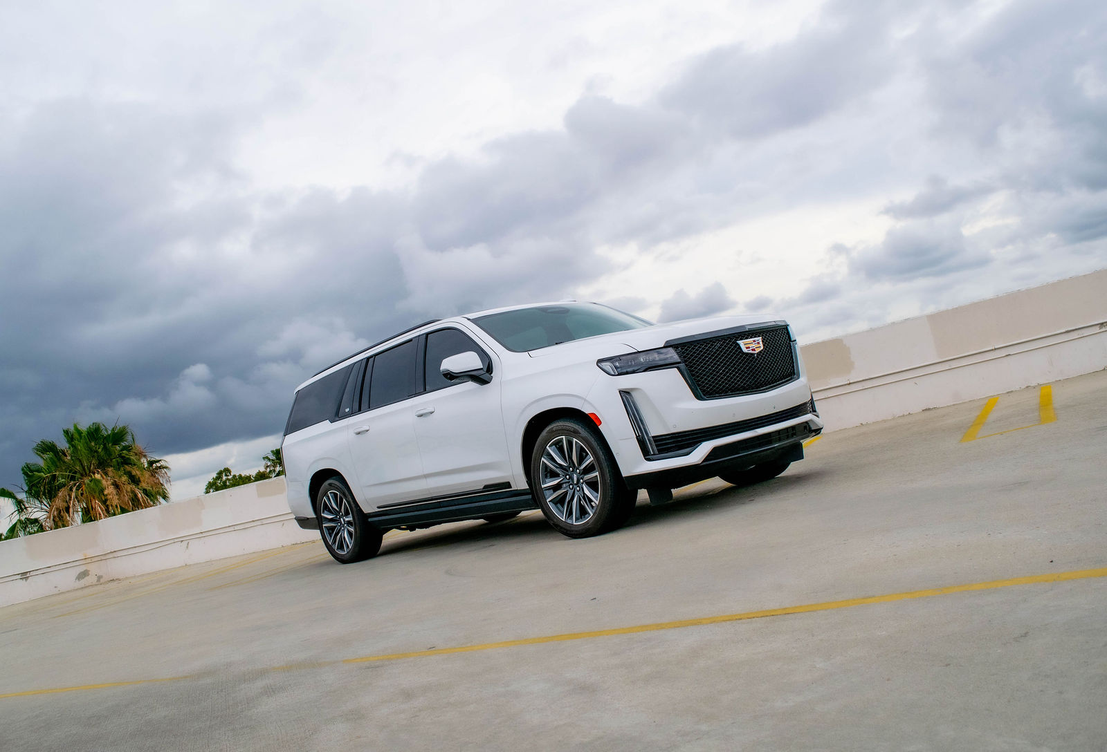 2022 Cadillac Escalade ESV Sport Platinum photo 5