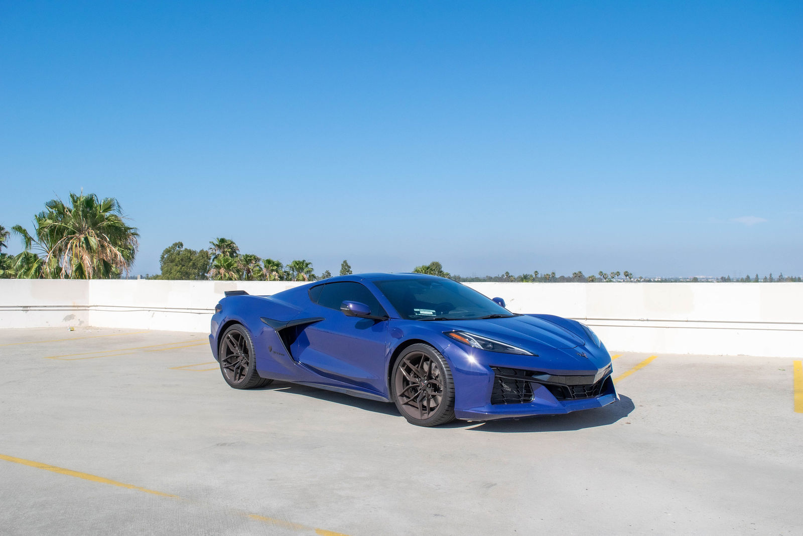 2023 Chevrolet Corvette C8 Z06 (Blue) photo 3