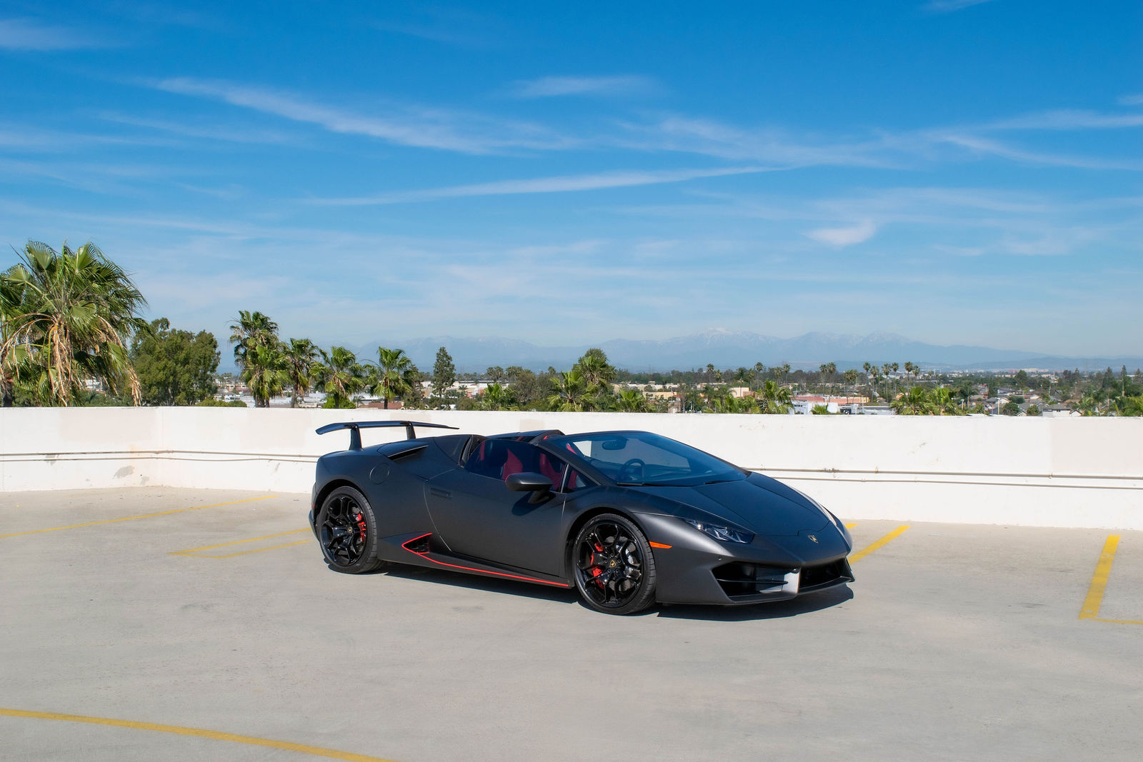 2017 Lamborghini Huracan Spyder (Black) photo 2