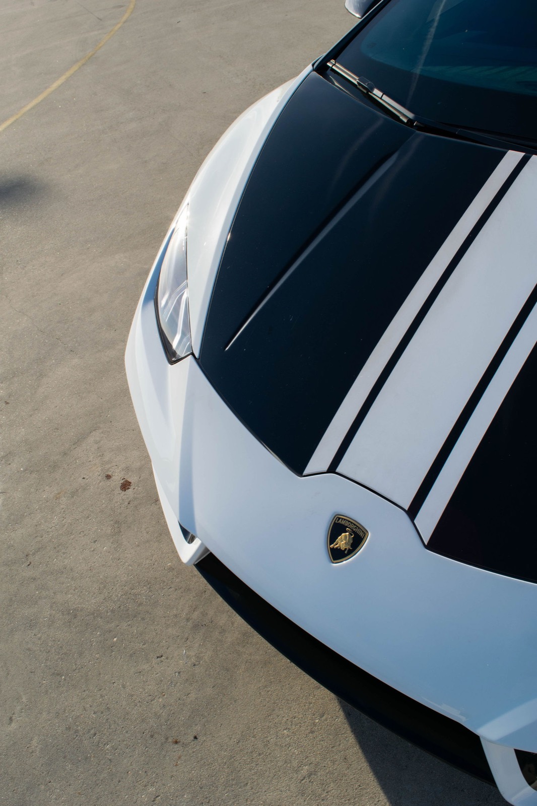 White Lamborghini Huracán for rent in Orange County (view 5)