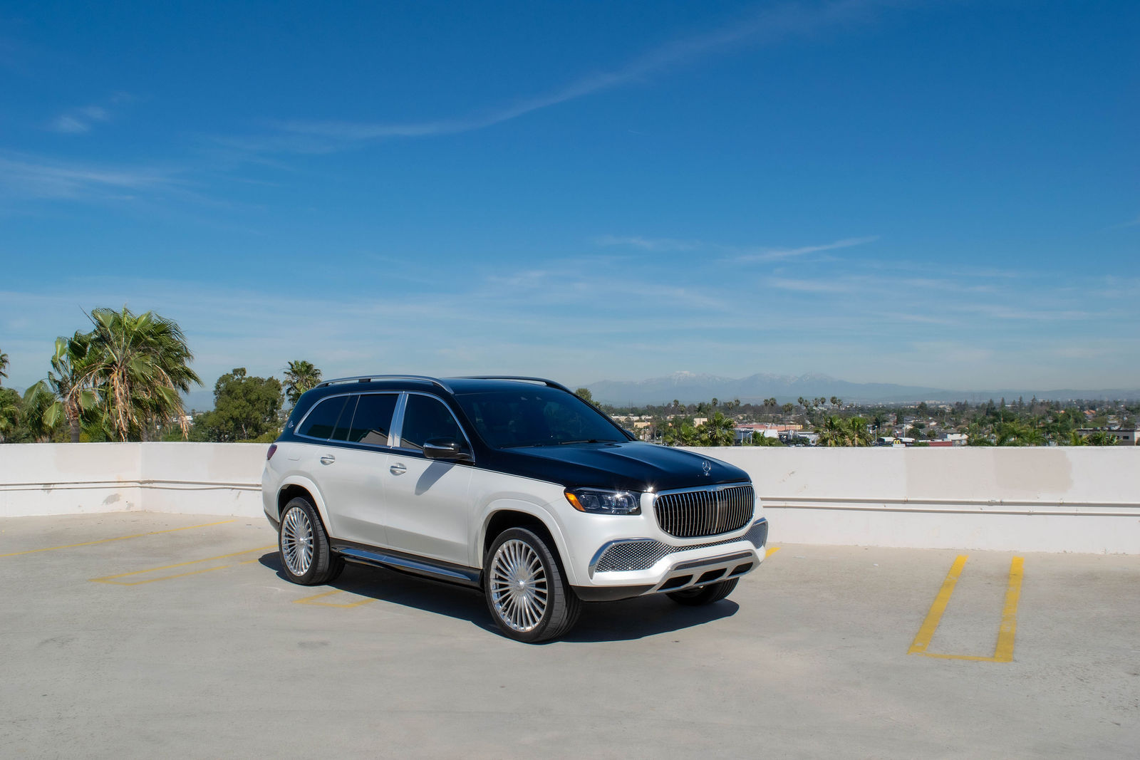 2-Tone Mercedes-Benz GLS 600 for rent in Orange County (view 2)