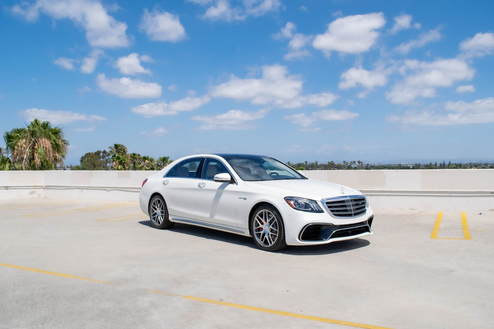 2019 Mercedes-Benz S-Class AMG S63 photo 2