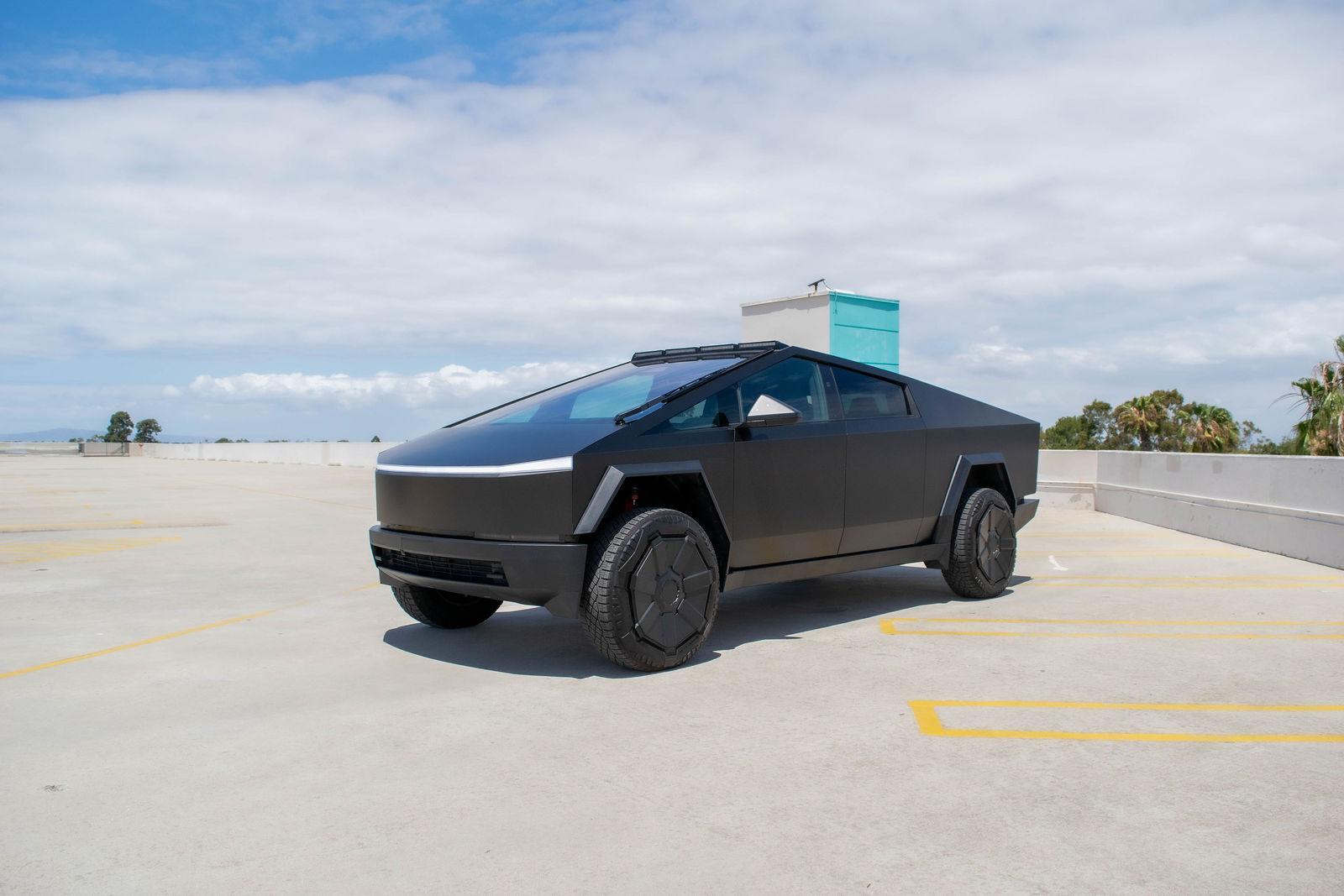 Black Tesla Cybertruck for rent in Orange County (view 4)